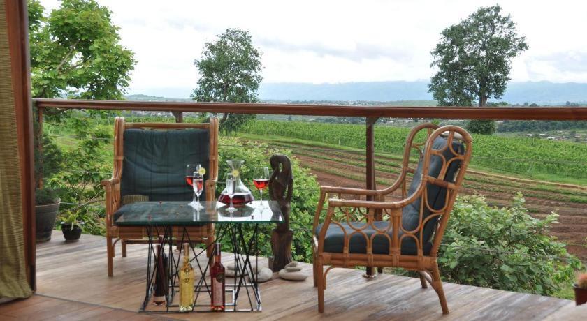 Aythaya Monte Divino Lodge Taunggji Kültér fotó