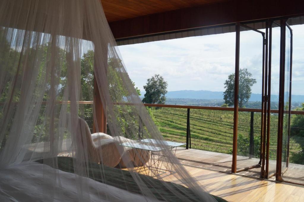 Aythaya Monte Divino Lodge Taunggji Kültér fotó